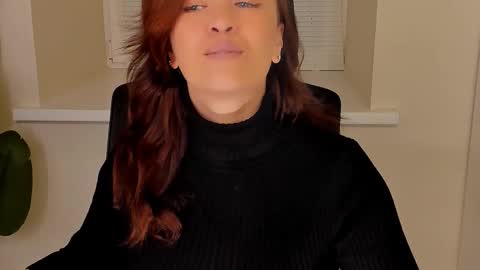 Snapshot of ana_mills chatting on November 11, 10:15 am Ana online show from November 11, 10:15 am