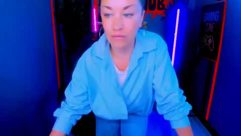Ana online show from July 2, 10:10 am