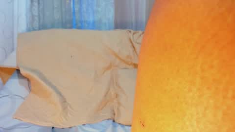 Snapshot of ana_off_alana chatting on November 11, 1:16 am Ana online show from November 11, 1:16 am