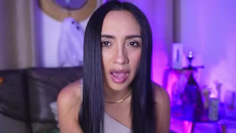 Snapshot of ana_riveros chatting on October 23, 4:34 am online show from October 23, 4:34 am