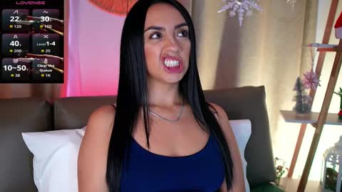 Snapshot of ana_riveros chatting on December 3, 9:02 pm online show from December 3, 9:02 pm