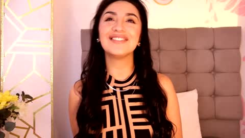 Snapshot of ana_riveros chatting on May 15, 7:43 pm online show from May 15, 7:43 pm