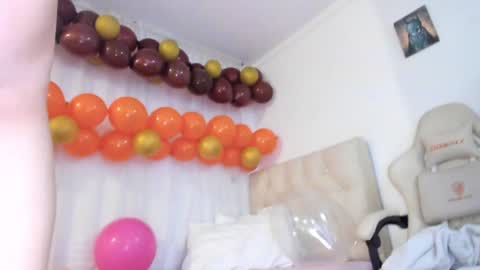 Snapshot of ana_ruuh chatting on February 6, 10:21 pm Im anna but you can call me as you want online show from February 6, 10:21 pm