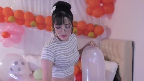 Snapshot of ana_ruuh chatting on March 7, 11:16 pm Im anna but you can call me as you want online show from March 7, 11:16 pm