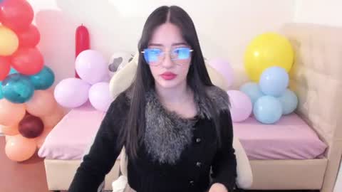 Im anna but you can call me as you want online show from June 18, 8:46 pm