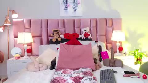 anaa_bellaa online show from July 27, 1:07 pm
