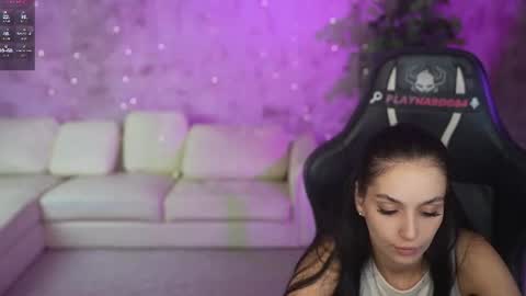 Snapshot of anabel054 chatting on July 22, 12:02 am Anabel Kira Zlata Kira Elice Lana Dominika Sofy Kaila Bridget online show from July 22, 12:02 am