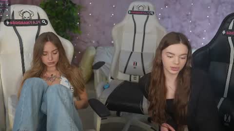 Snapshot of anabel054 chatting on July 28, 7:39 pm Anabel Kira Zlata Kira Elice Lana Dominika Sofy Kaila Bridget online show from July 28, 7:39 pm