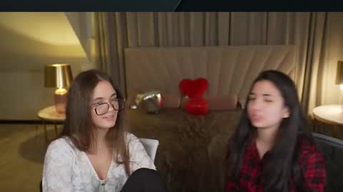 Sweet girls online show from March 19, 11:31 pm