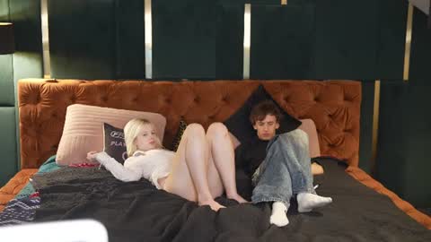 Sweet girls online show from July 28, 7:39 pm