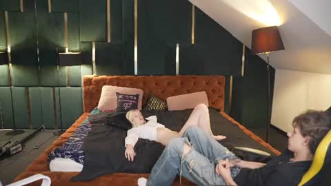 Sweet girls online show from July 28, 8:52 pm