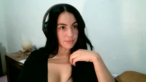 Snapshot of anabelenogueira1 chatting on June 4, 11:33 pm anabelenogueira1 online show from June 4, 11:33 pm