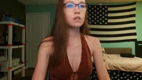 Snapshot of anabelleleigh chatting on December 23, 3:04 am Anabelleleigh online show from December 23, 3:04 am