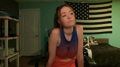 Snapshot of anabelleleigh chatting on March 8, 3:21 am Anabelleleigh online show from March 8, 3:21 am