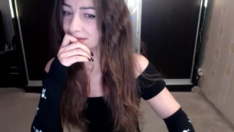 Snapshot of anabelsweet chatting on November 4, 4:33 am Milana online show from November 4, 4:33 am