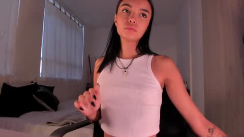 Snapshot of anabelwolf chatting on January 17, 10:23 pm ANABEL WOLF online show from January 17, 10:23 pm