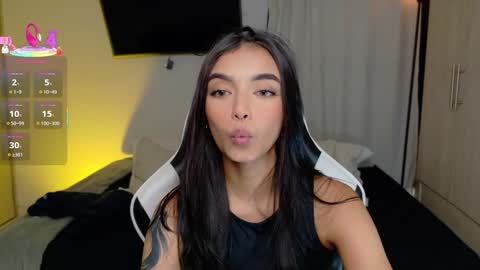 Snapshot of anabelwolf chatting on September 12, 5:24 pm ANABEL WOLF online show from September 12, 5:24 pm