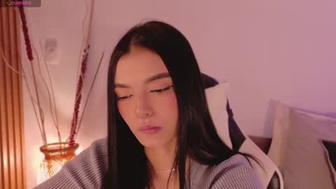 ANABEL WOLF  online show from June 23, 2:48 pm