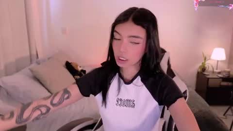 ANABEL WOLF  online show from August 6, 3:36 pm