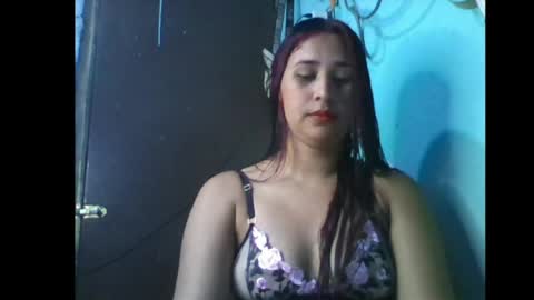 Snapshot of anacarada chatting on June 25, 11:37 am anacarada online show from June 25, 11:37 am