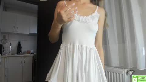 Snapshot of anahi1993 chatting on November 4, 5:17 am Anahi online show from November 4, 5:17 am