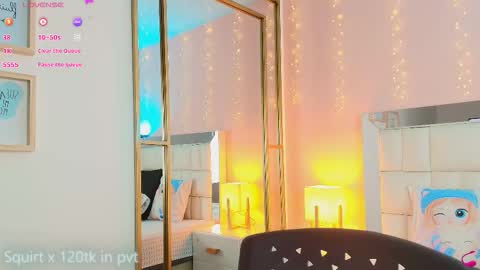 Anahi  online show from February 26, 7:24 pm