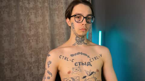 simon online show from February 12, 10:15 pm