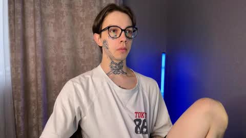 simon online show from February 23, 1:42 pm