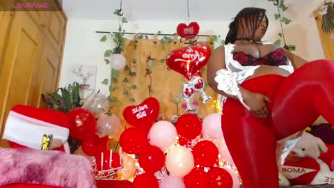Snapshot of anai_valentinex chatting on February 14, 10:36 pm anai_valentinex online show from February 14, 10:36 pm