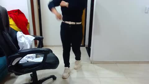 Snapshot of anaids_dam chatting on March 8, 9:29 pm anaids online show from March 8, 9:29 pm