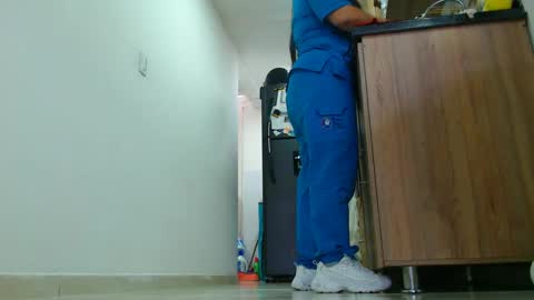 Snapshot of anaids_dam chatting on September 25, 2:32 pm anaids online show from September 25, 2:32 pm