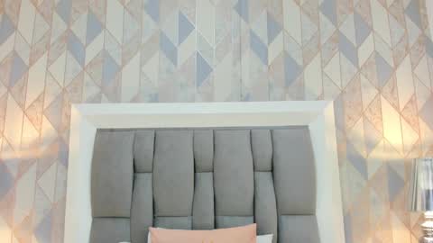 Snapshot of anais_cooper chatting on February 10, 11:36 am online show from February 10, 11:36 am