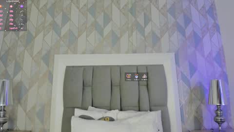 Snapshot of anais_cooper chatting on September 26, 11:36 am online show from September 26, 11:36 am