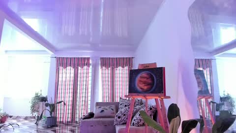 Mariana  online show from January 18, 5:04 pm