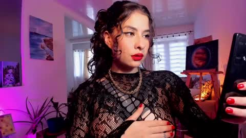 Mariana  online show from January 27, 3:28 pm