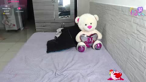 analiz_ online show from June 21, 5:37 pm