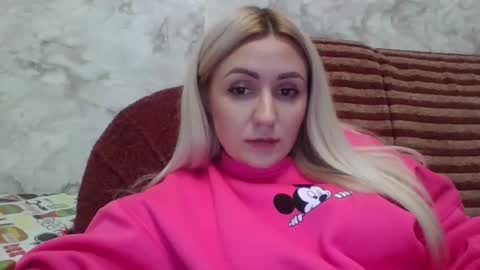 analqueen2024 online show from December 8, 7:00 pm