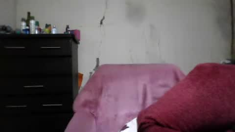 Snapshot of analslut1987 chatting on June 20, 4:15 am analslut1987 online show from June 20, 4:15 am