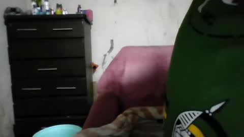 Snapshot of analslut1987 chatting on June 27, 3:11 am analslut1987 online show from June 27, 3:11 am
