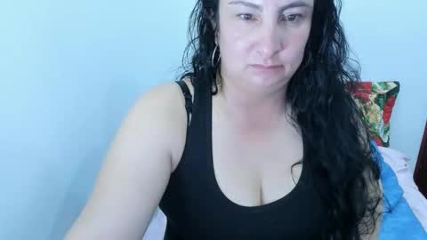 anamaria288 online show from December 21, 11:23 pm