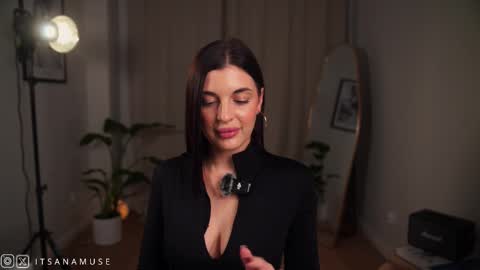 Snapshot of anamuse chatting on October 1, 9:21 pm Ana online show from October 1, 9:21 pm