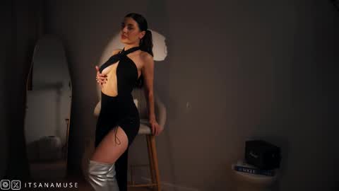 Snapshot of anamuse chatting on October 29, 9:38 pm Ana online show from October 29, 9:38 pm