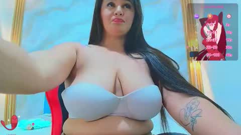 A N A P A U L A online show from November 13, 8:52 pm