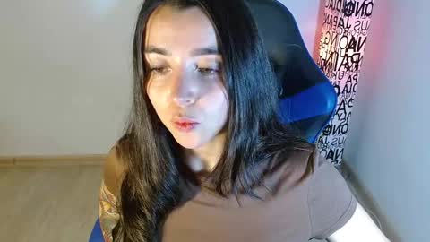 ana 3 online show from February 18, 12:39 am