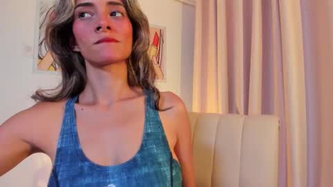 Ana online show from October 25, 7:52 pm