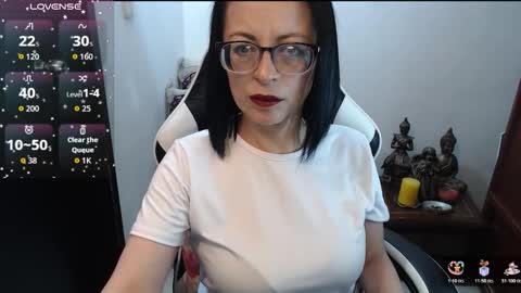 Snapshot of anasstaciaevanss chatting on March 4, 2:06 am Anastacia online show from March 4, 2:06 am