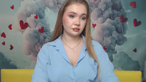 Snapshot of anastacyyellig chatting on February 9, 6:43 am anastacyyellig online show from February 9, 6:43 am