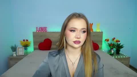 Snapshot of anastacyyellig chatting on March 8, 8:46 pm anastacyyellig online show from March 8, 8:46 pm