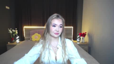 Snapshot of anastacyyellig chatting on September 15, 7:47 pm anastacyyellig online show from September 15, 7:47 pm