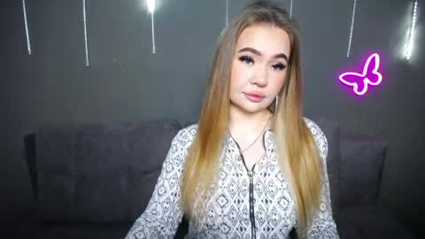 Snapshot of anastacyyellig chatting on April 20, 6:53 pm anastacyyellig online show from April 20, 6:53 pm